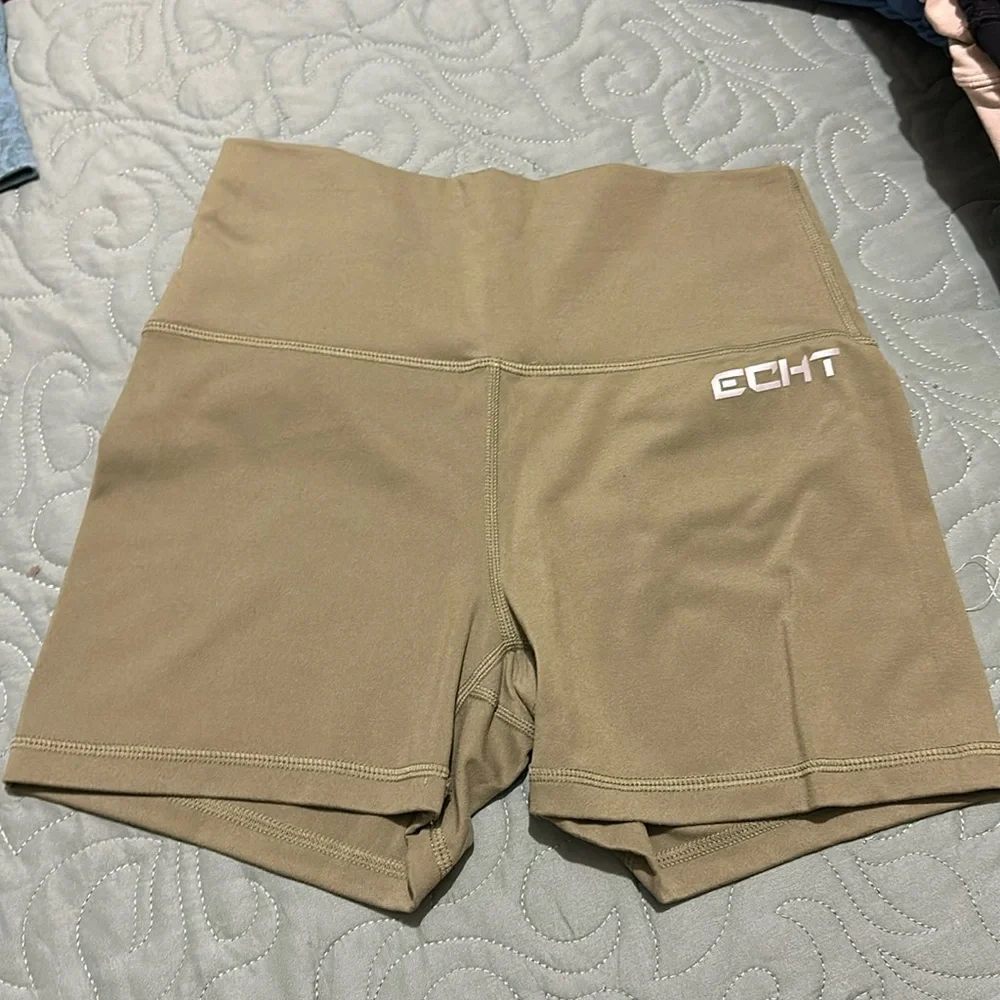ECHT RANGE SHORTS - OLIVE - Picture 2 of 3